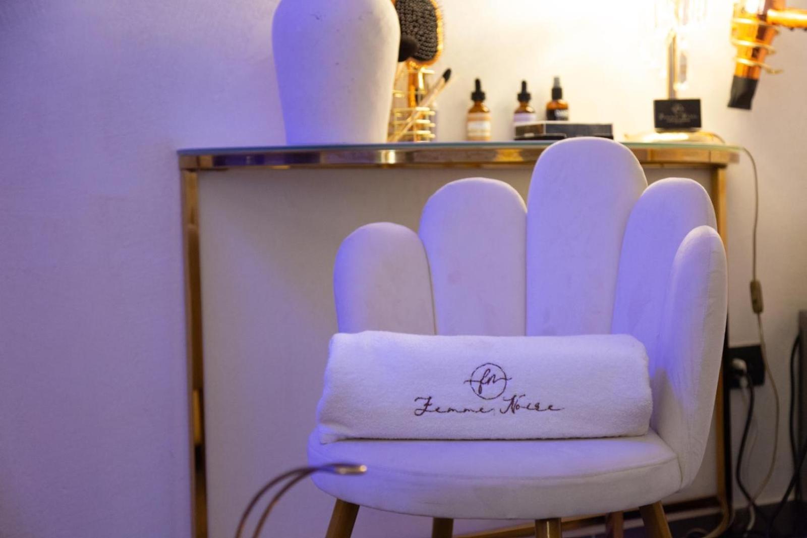 Femme Noir Luxury Spa Experience San Nicola La Strada Exterior photo