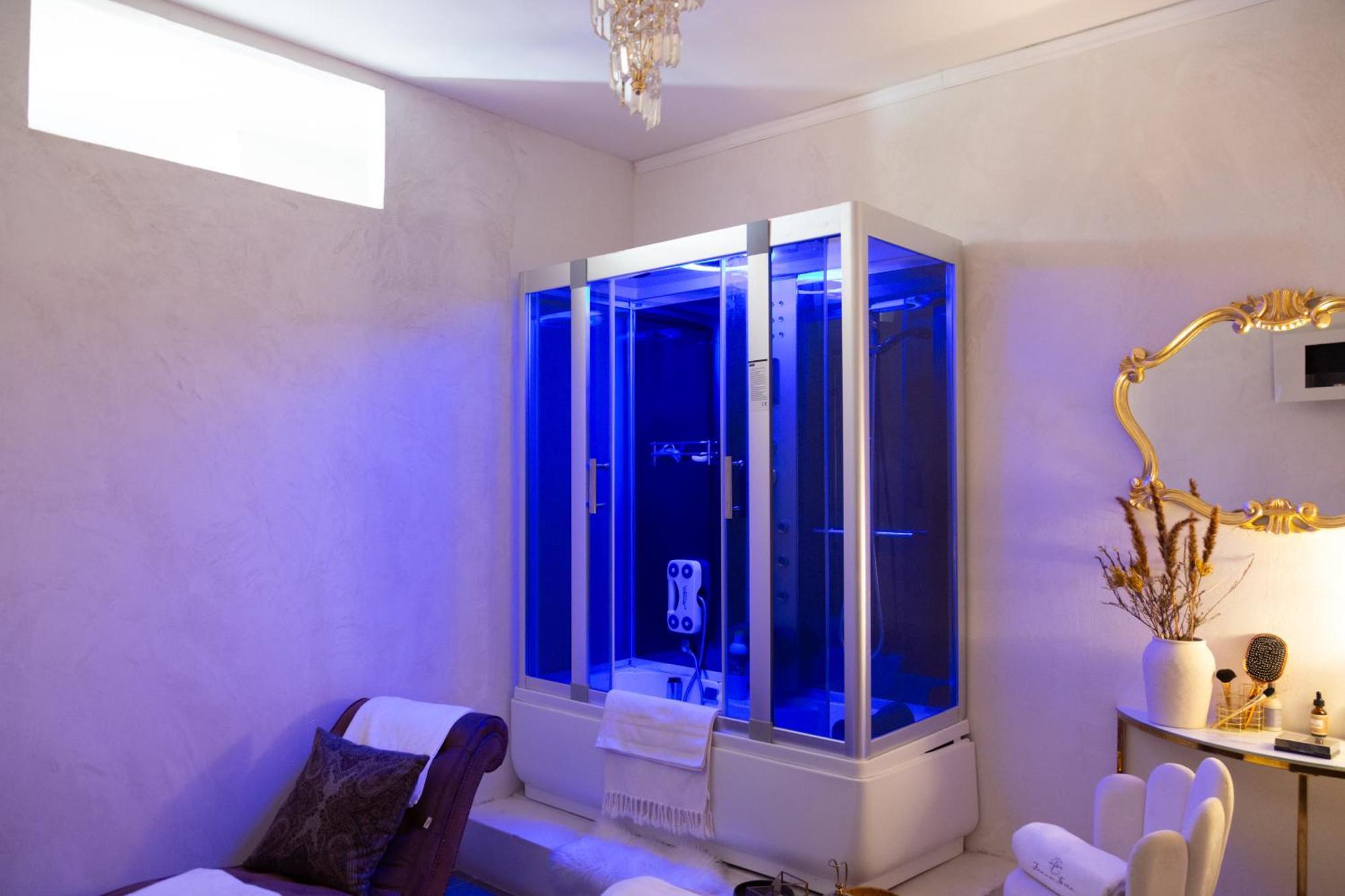 Femme Noir Luxury Spa Experience San Nicola La Strada Exterior photo